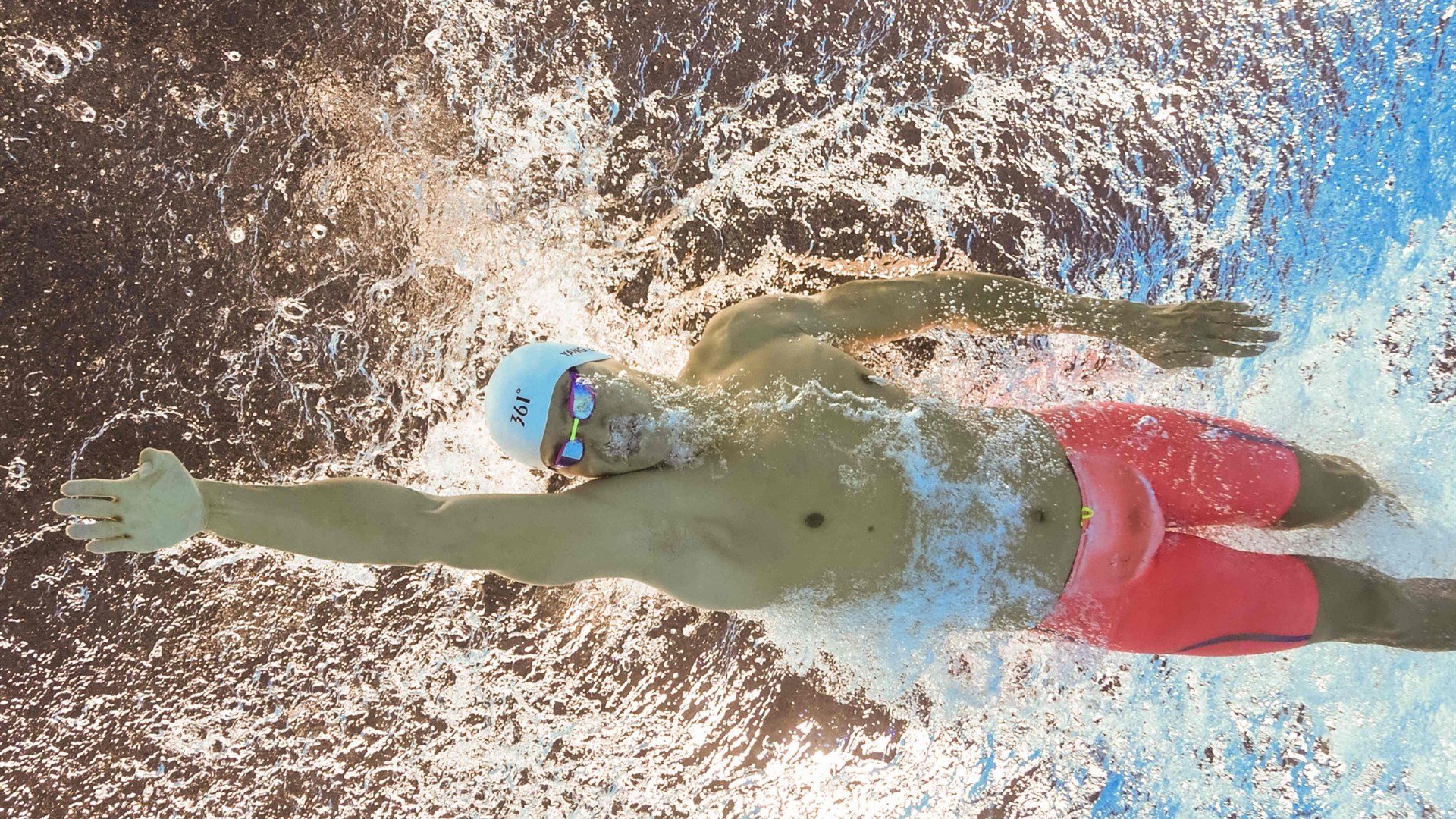 未来足球场馆实现全数字化智慧管理，提升运营效率，足球场馆的产业链分析